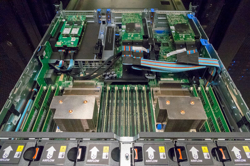 Dell PowerEdge R740xd 2xGold 6138 2.00Ghz 40Core 256GB H730P 7.68TB SSD 24TB SAS