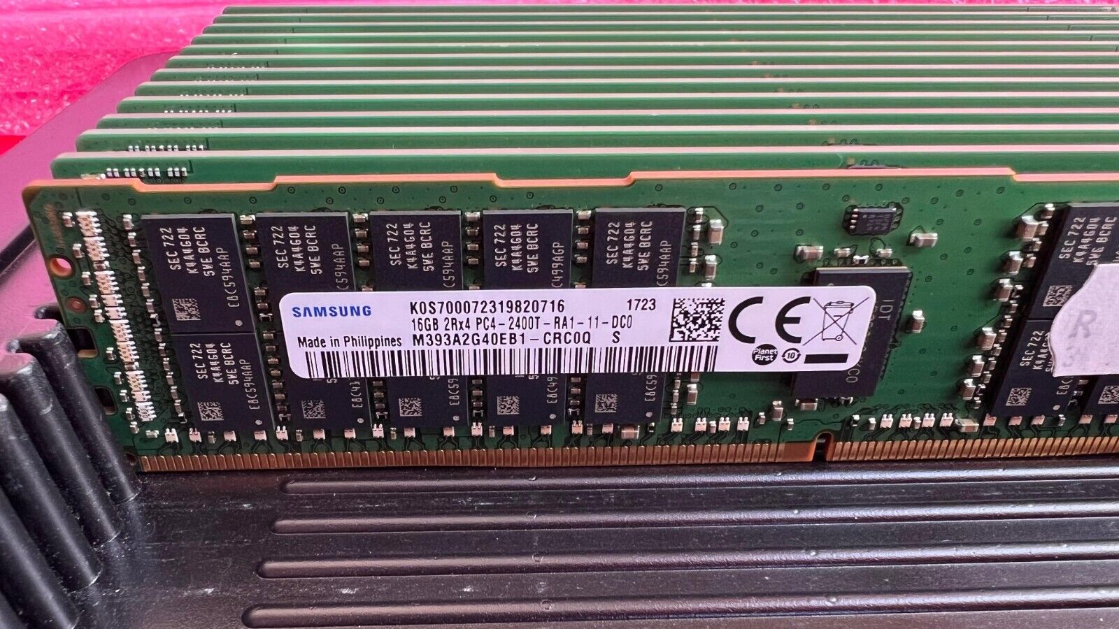 4X Samsung  16GB 2400 Server RAM M393A2G40EB1-CRC PC4  Memory Module -64GB TOTAL