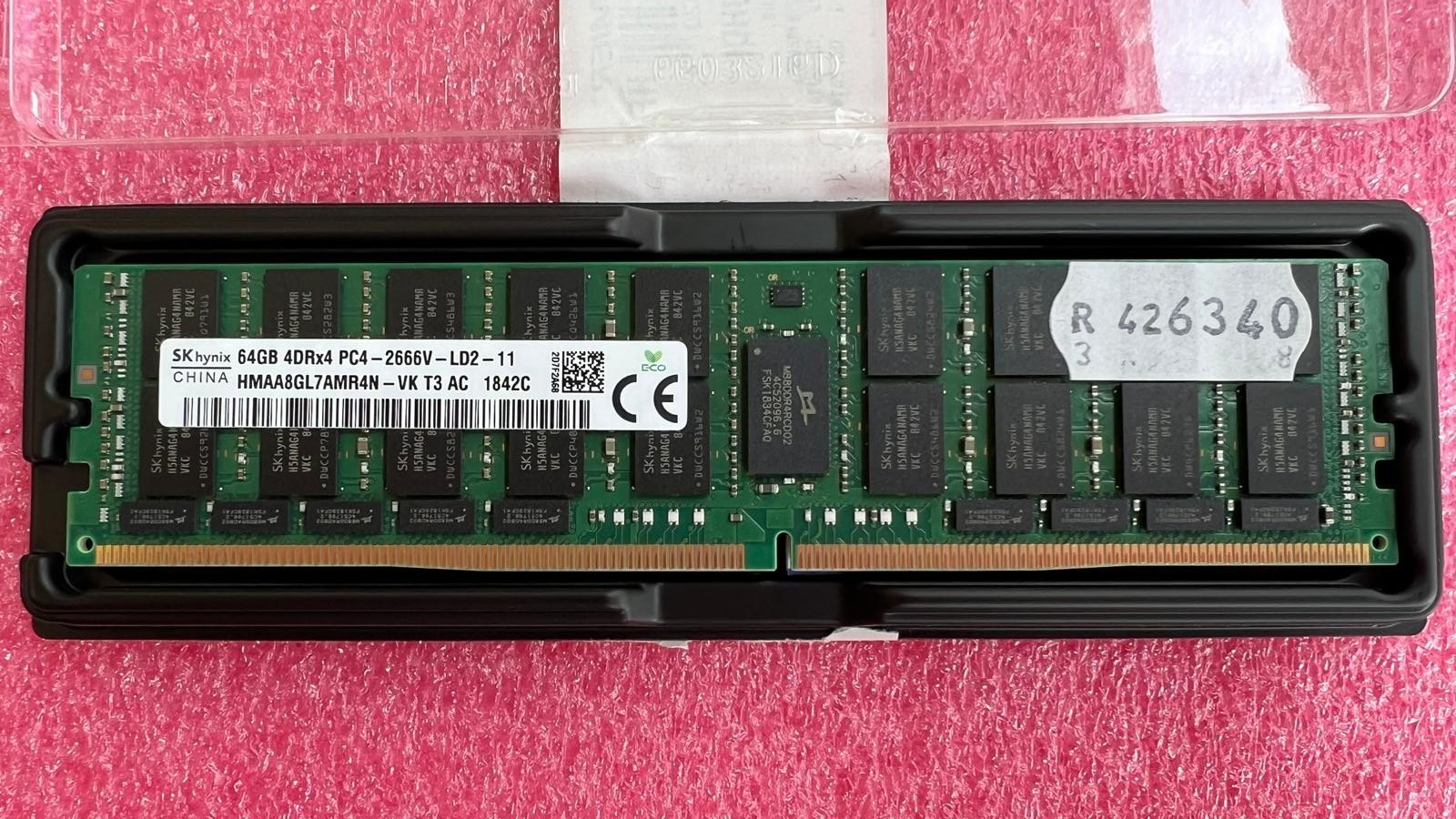 SK Hynix 64GB 4DRx4 PC4-2666V-LD2-11 Reg Server RAM HMAA8GL7AMR4N-VK